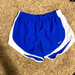nike women’s running shorts